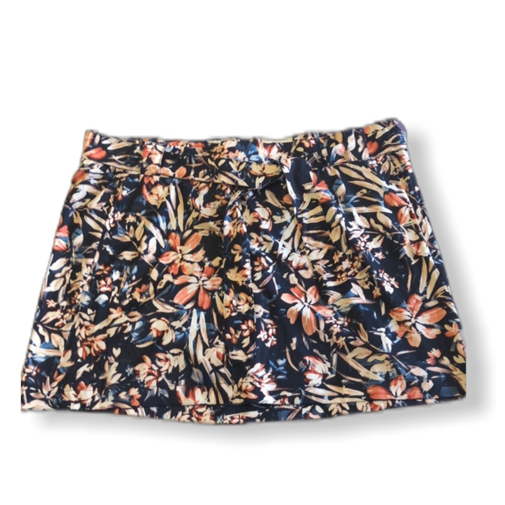 NWT St John’s Bay Skort Active Navy Floral